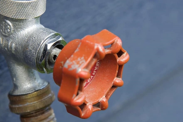 building-grounds-mainten-600